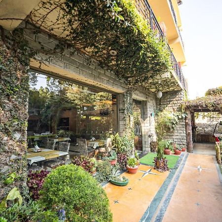 Kasauli Castle Resort Luaran gambar