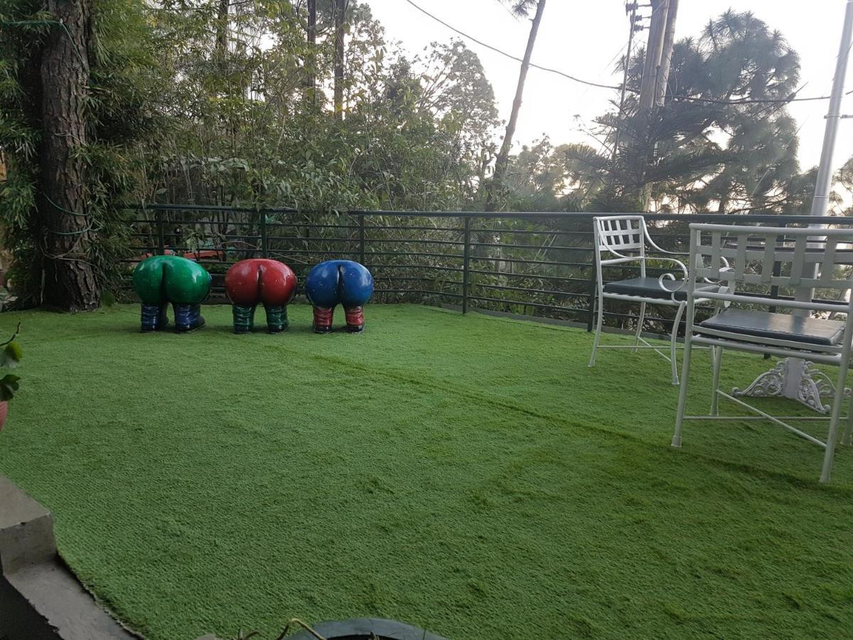 Kasauli Castle Resort Luaran gambar