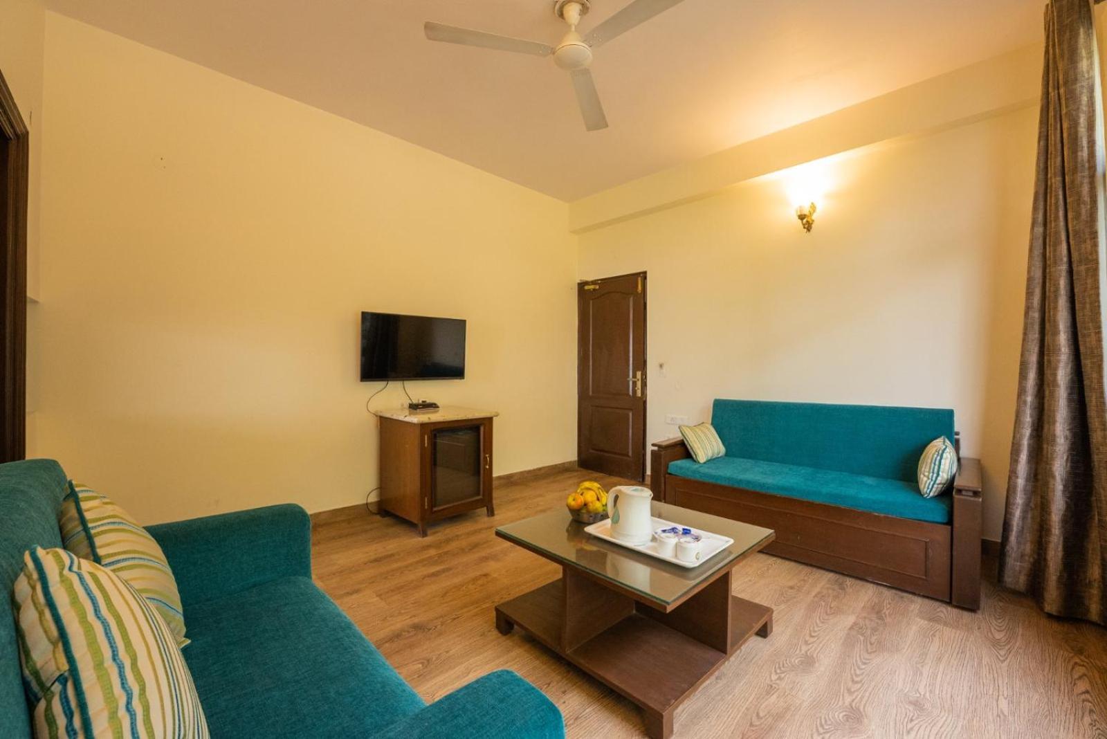 Kasauli Castle Resort Luaran gambar