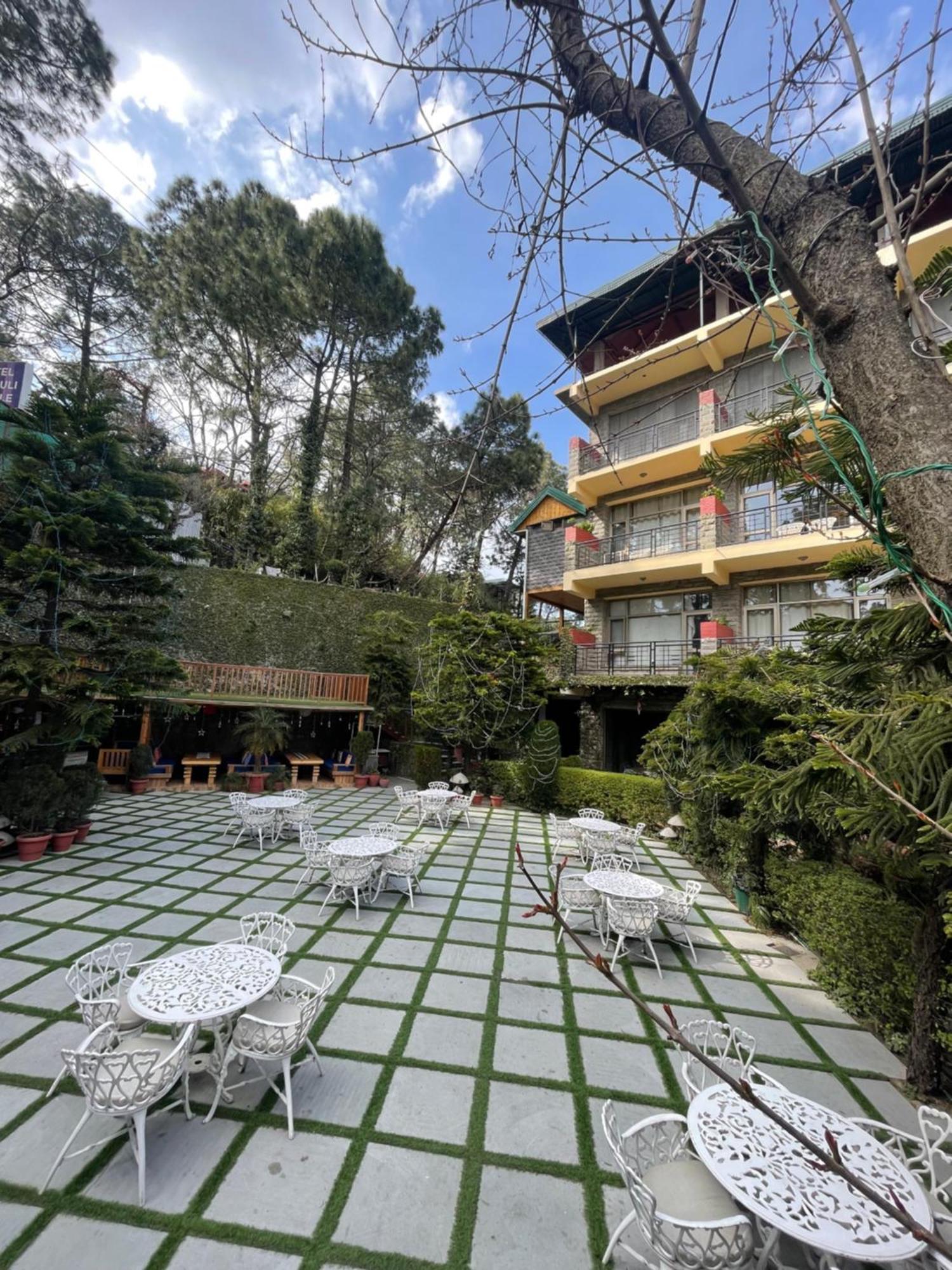 Kasauli Castle Resort Luaran gambar