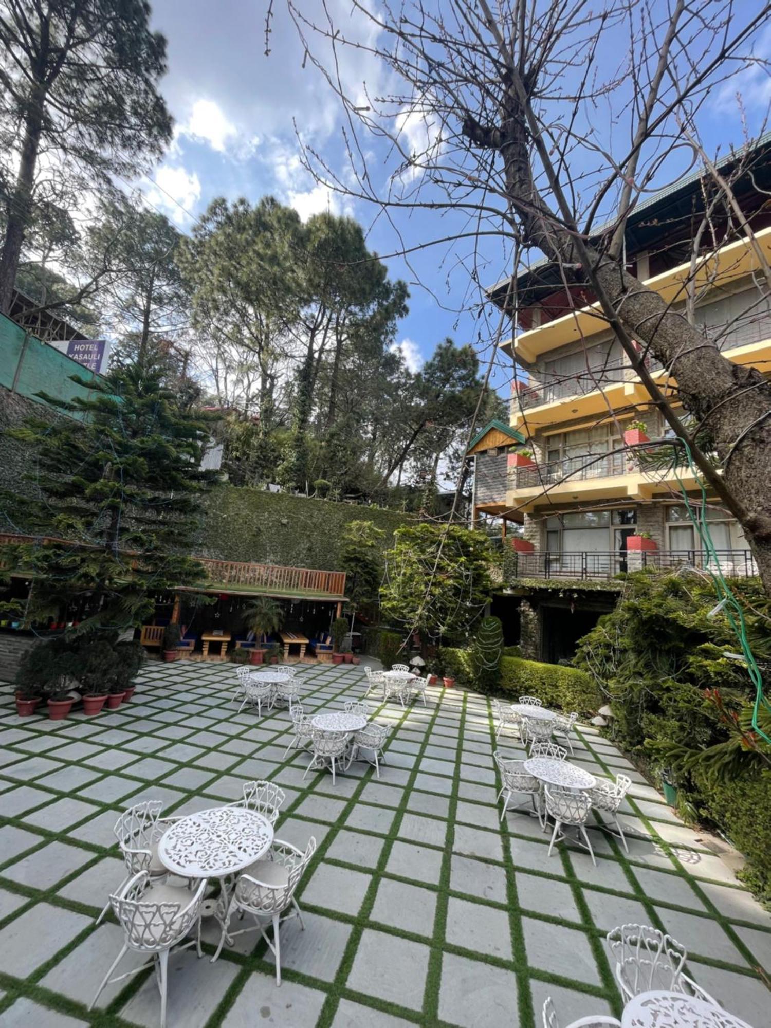 Kasauli Castle Resort Luaran gambar