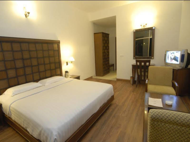 Kasauli Castle Resort Luaran gambar